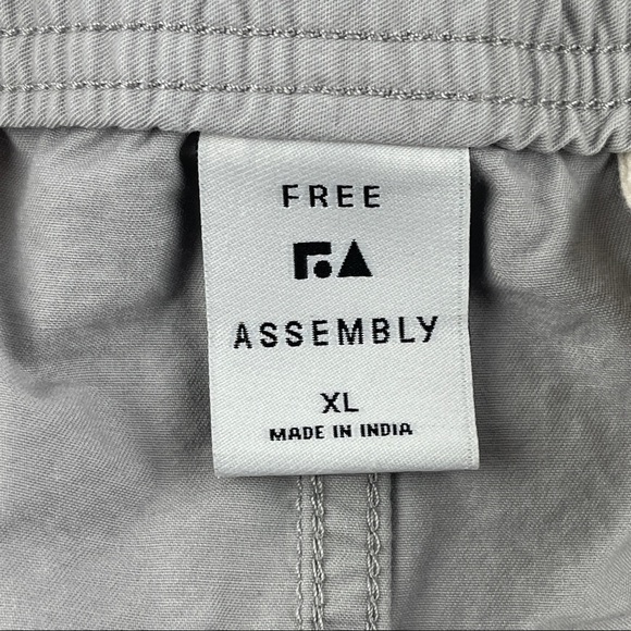 Free Assembly Shorts Womens XL Gray Drawstring Pockets - Picture 2 of 8